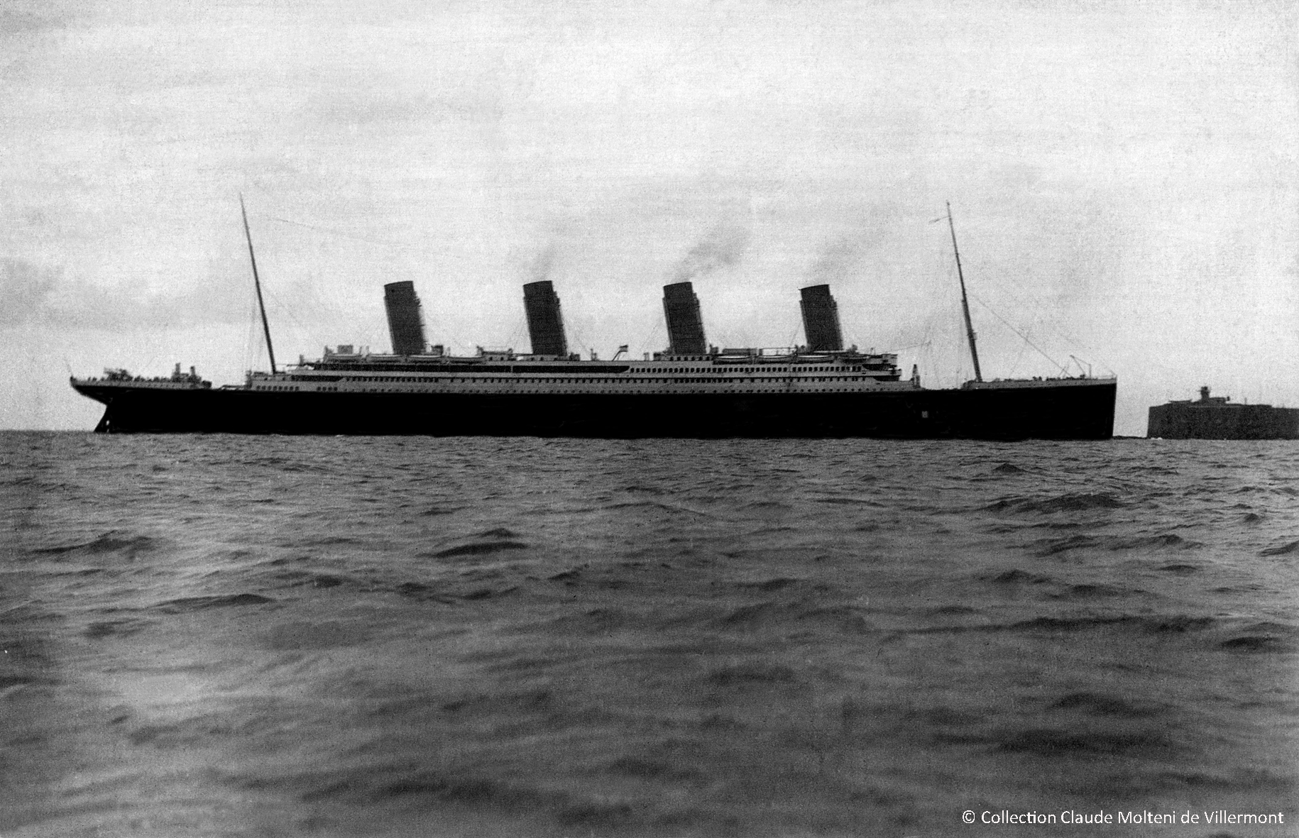 Le Titanic en rade de Cherbourg, le 10 avril 1912
