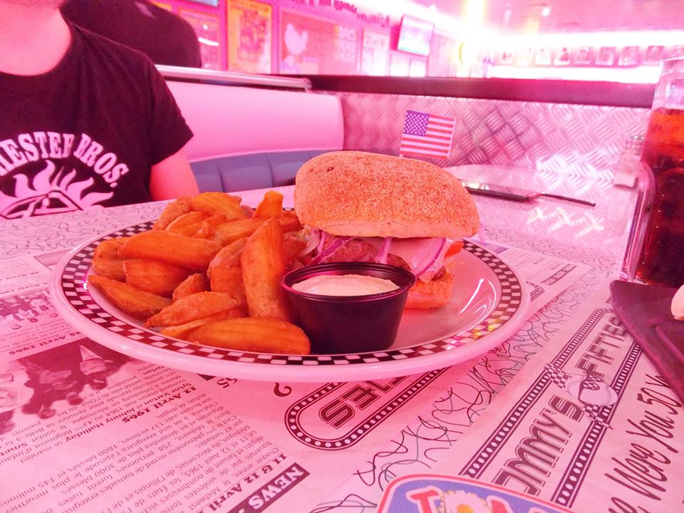 tommy's diner burger